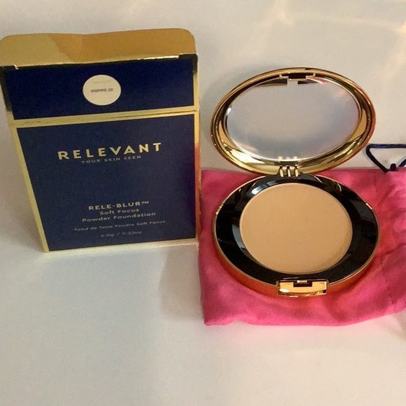 Relevant Inspire 22 Rele-Blur Soft Focus Powder Foundation New In Box - Picture 4 of 4